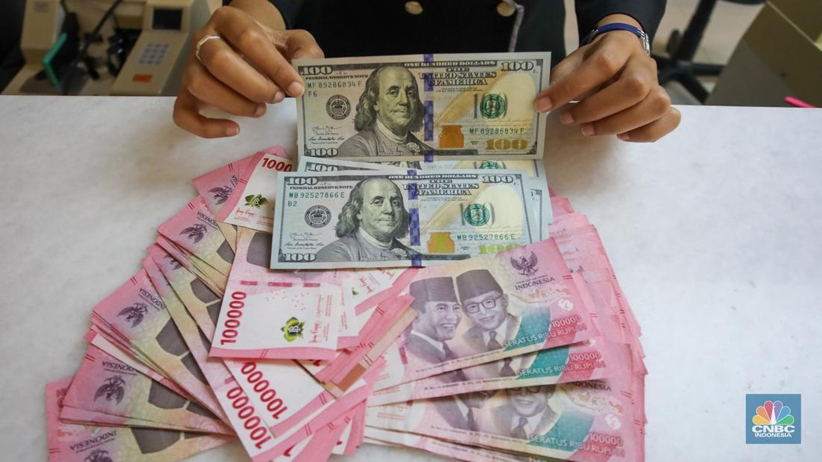 The Fed Naikkan Suku Bunga, Rupiah Melemah ke Rp 17.735 per Dolar AS