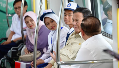 Pramono Anung Minta Danantara Biayai Perpanjangan LRT Jakarta ke JIS