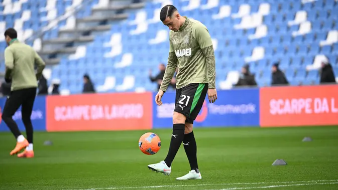 Jay Idzes Cedera Otot Paha, Terancam Absen 7 Laga Sassuolo dan FIFA ASEAN Cup 2026
