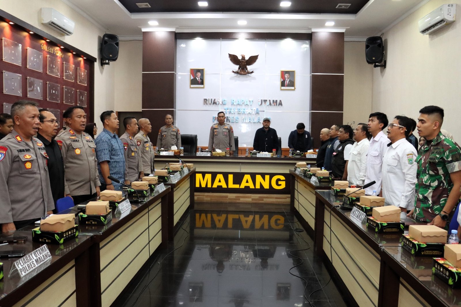 Polres Malang Kerahkan 1.111 Personel Gabungan Amankan Arema FC vs Persik
