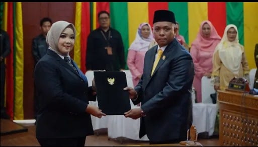 Rony Kurniawan Dilantik Kembali di DPRD Lingga, Gantikan Almarhum Capt. Ahmad Pajar