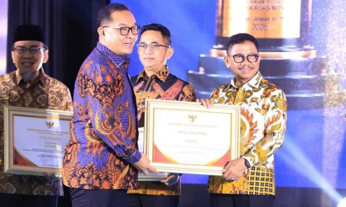 Pemkot Tangerang Raih Apresiasi Layanan Investasi ALI 2026 dari 93 Kota, Wali Kota Sachrudin Terima Piagam