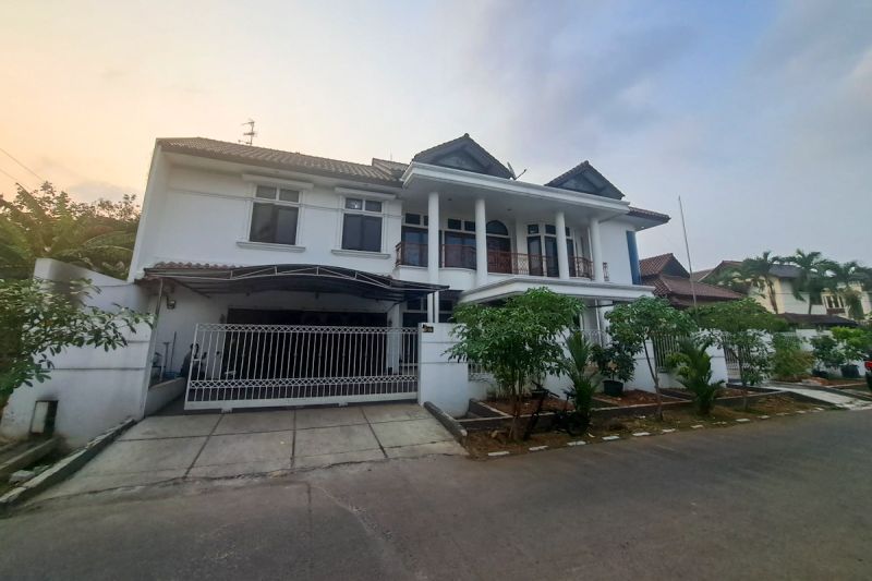 KPK Geledah Rumah Dirjen ATR/BPN Lampri di Bekasi Usai Kantor Summarecon