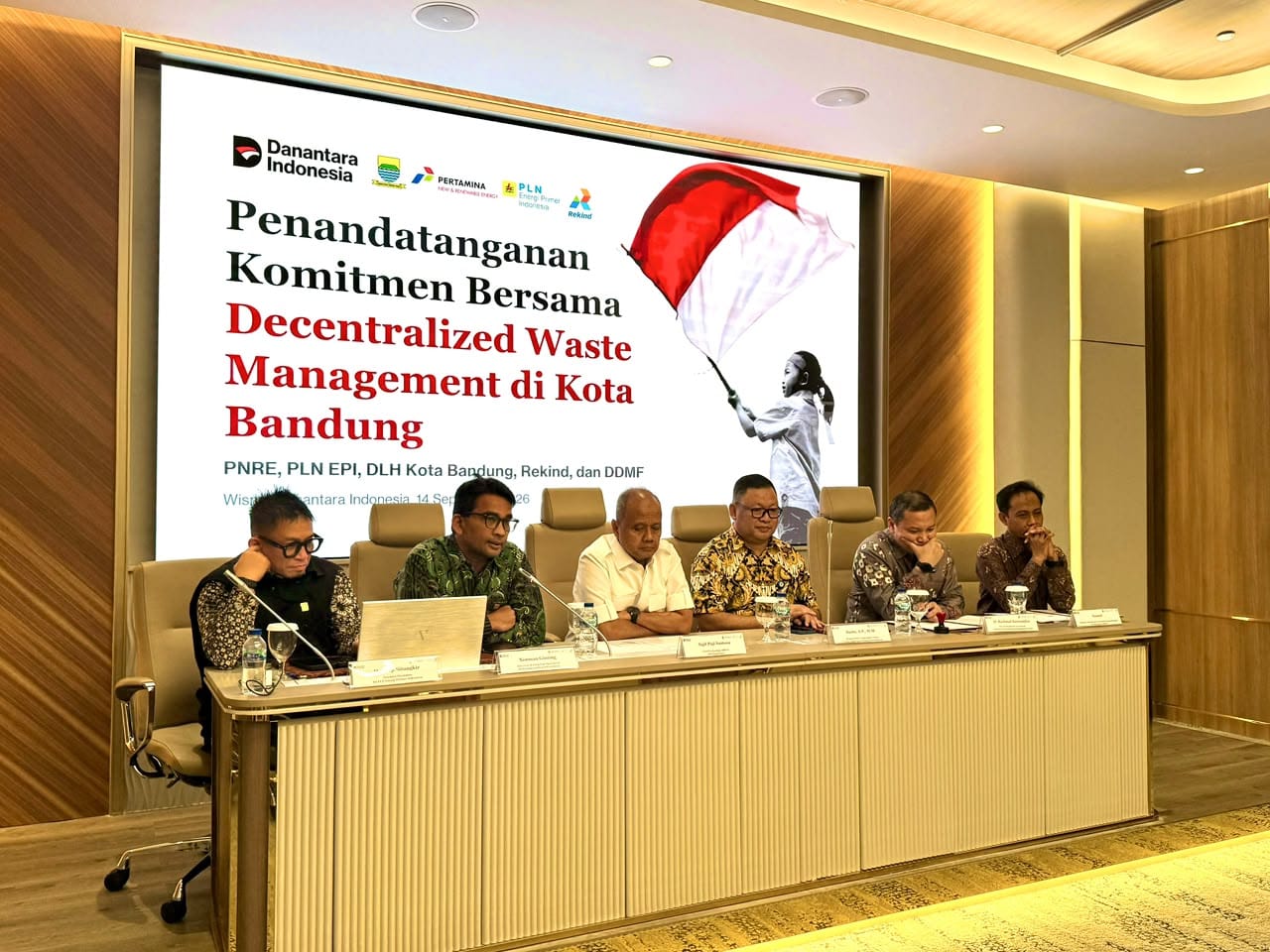 Pertamina NRE Olah 300 Ton Sampah Bandung Jadi Bahan Bakar Alternatif
