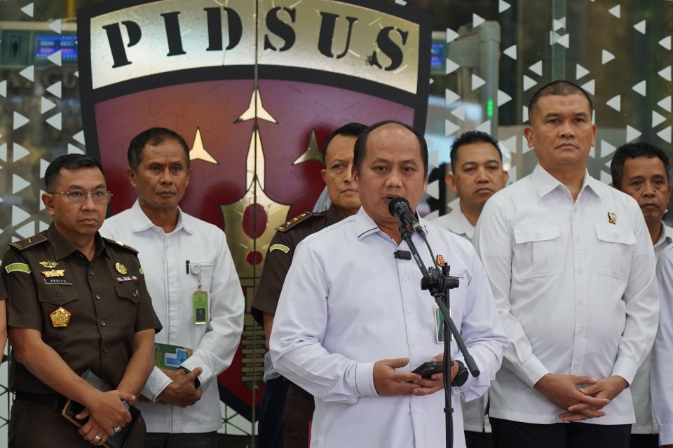 Kejagung Sita 11 Mobil Rp 5 Miliar di Kasus Inhutani V, Ada Alphard