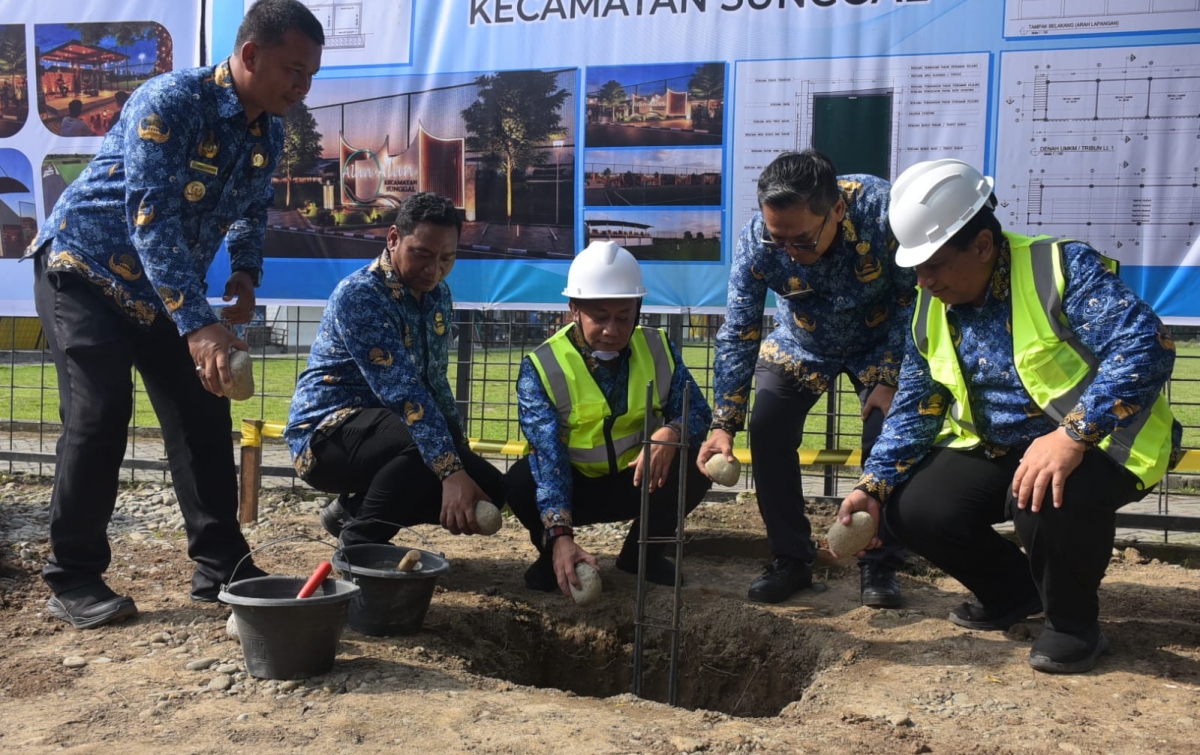 Sekda Deli Serdang Letakkan Batu Pertama 4 Proyek Infrastruktur di Sunggal, dari Puskesmas hingga Gapura Perbatasan Binjai