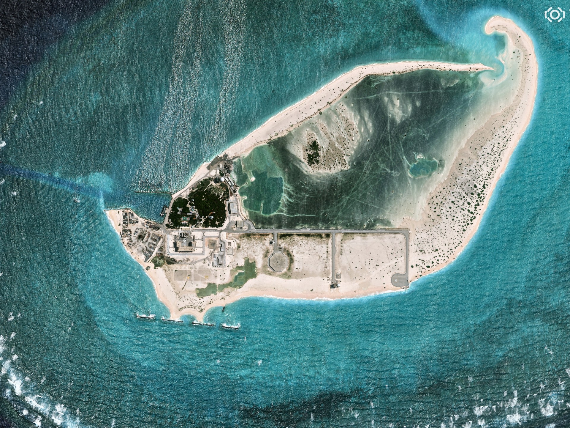 Kapal China Tabrak Kapal Pemerintah Filipina di Laut China Selatan, Manila Protes