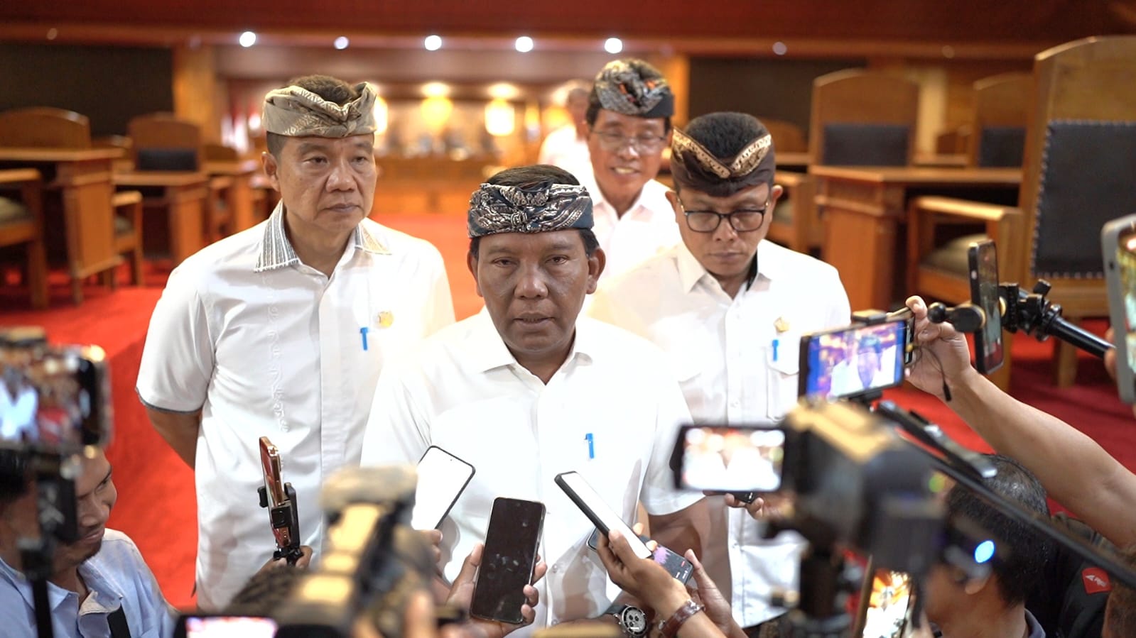 Ketua DPRD Badung Minta Fraksi Kedepankan Asas Manfaat Sebelum Sahkan APBD Perubahan 2026