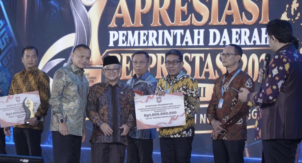 Pemkot Tidore Kepulauan Raih 2 Penghargaan Kemendagri dan Insentif Rp3 Miliar