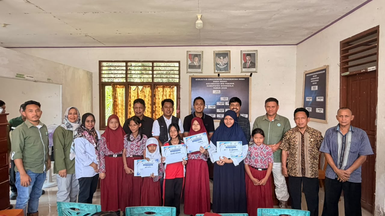 PT Pasangkayu Salurkan Beasiswa ke 30 Siswa SD Desa Ngovi Donggala, Prioritaskan Prestasi
