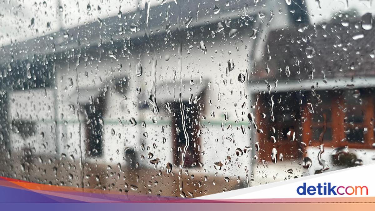 BMKG Sebut Hujan Ringan Guyur 13 Wilayah Jateng Sore Ini, Waspada Karhutla di Musim Kemarau