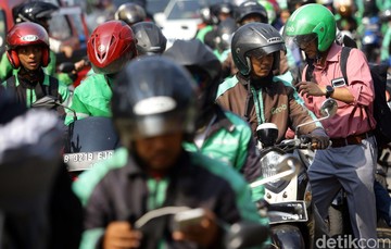 Cerita Pengemudi Ojol Pakai Polytron Fox-R, Hemat Bensin tapi Kalah di Waktu Ngecas