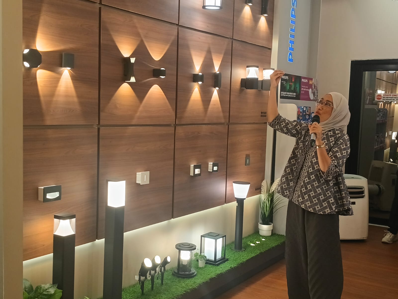 Lampu Tenaga Surya hingga Pendant Lighting, 3 Cara Atur Pencahayaan Rumah Modern yang Hemat Energi