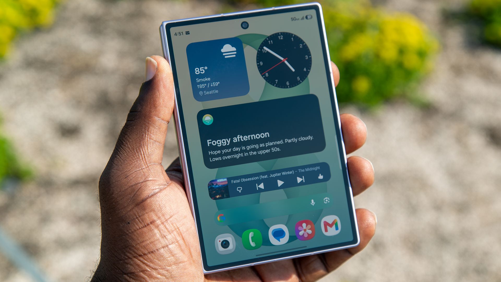 Setelah iPhone Duo Meluncur, Penjualan Galaxy Z Fold 8 Naik 10 Persen