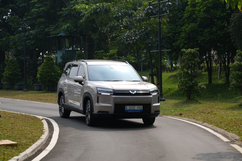 Wuling Eksion PHEV: SUV 7-Seater dengan Mesin Hybrid 1.5L dan Motor 145 kW