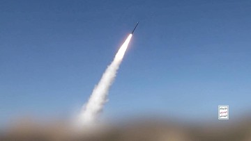Houthi Serang Pelabuhan King Fahd Saudi dengan Rudal Balistik, Saudi Balas 37 Serangan Udara