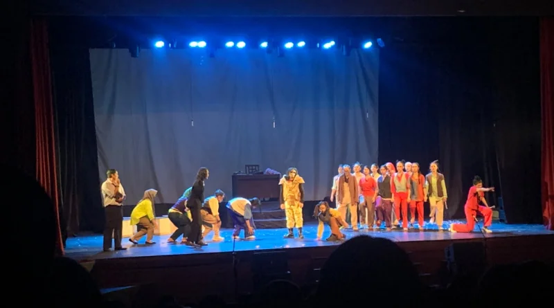 Teater Laskar Panggung Pentaskan 