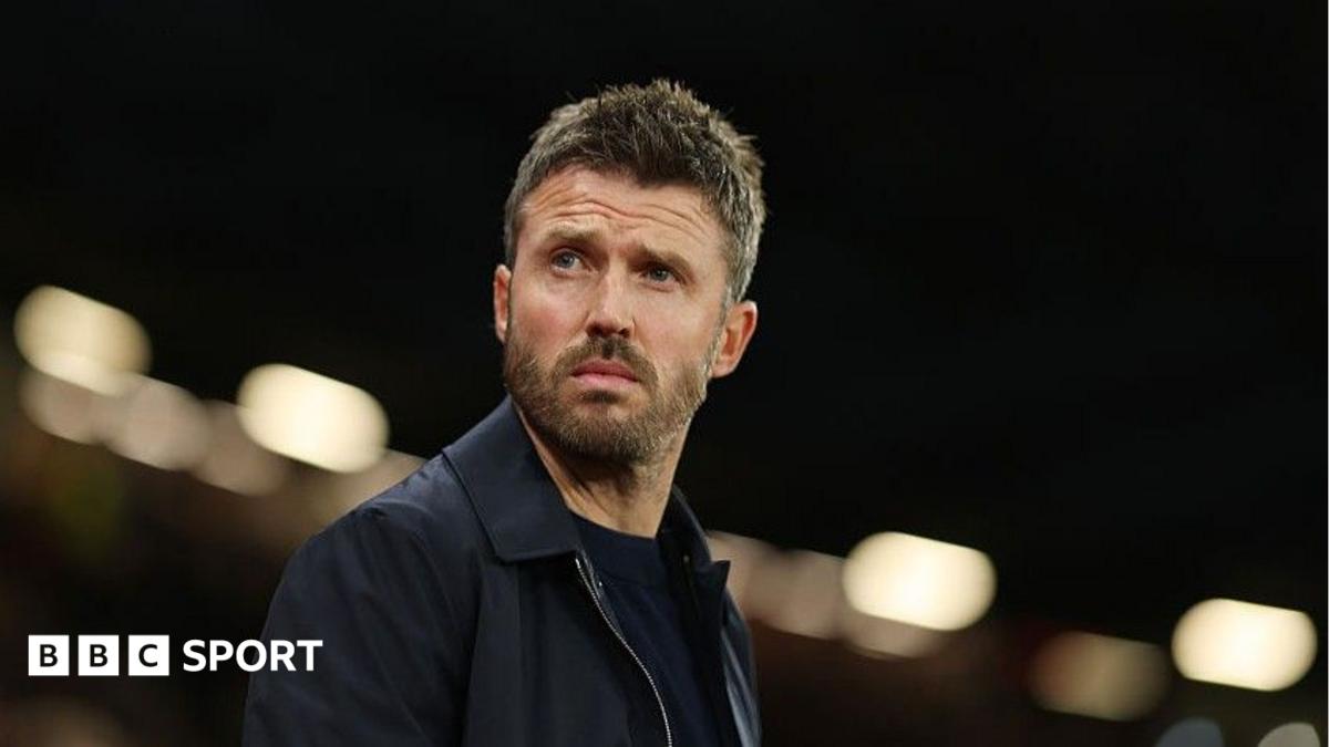 Carrick Tolak Panik soal Posisinya di Manchester United