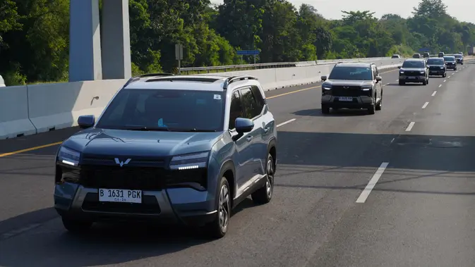 Wuling Eksion PHEV: Solusi Keluarga Ogah Ribet Isi Daya di Perjalanan Jauh
