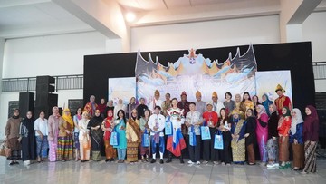 12 Delegasi IICF di Global Mandiri Cibubur Bertukar Budaya