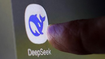 Insinyur DeepSeek Kritik Seruan Perlambatan AI CEO Anthropic