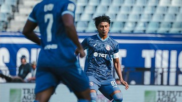 Jadwal Siaran Langsung Arema FC vs Persik di Super League Jumat Ini