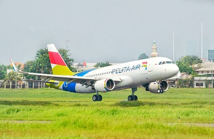 Pelita Air Bagi 100 Tiket Gratis MotoGP Mandalika di Dalam Pesawat