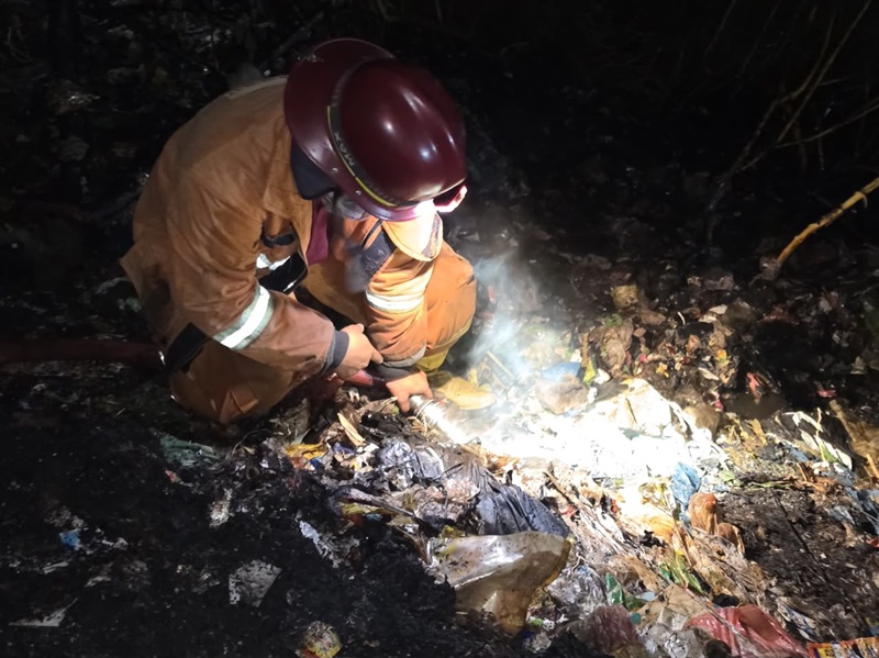 Bekas TPA Jatibarang Semarang Terbakar, 2 Hektare Lahan dan Tumpukan Sampah Dilalap Api