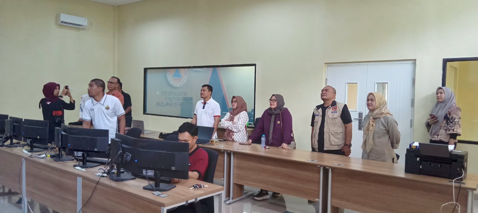 Ketua DPRD dan Sekda Mamuju Tengah Cek Kesiapsiagaan Bencana di Pusdalops BPBD Sulbar