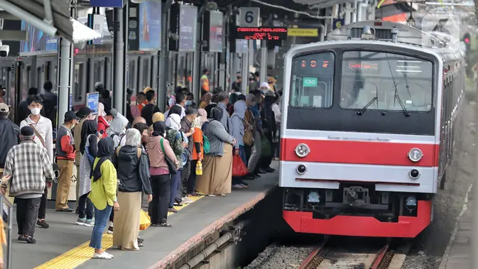 KAI Commuter: Lintas Bogor Kembali Normal, 392 Perjalanan per Senin