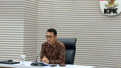 KPK Geledah Rumah Dirjen PPTR Lampri di Bekasi, Sita Bukti Aliran Uang HGB Bogor
