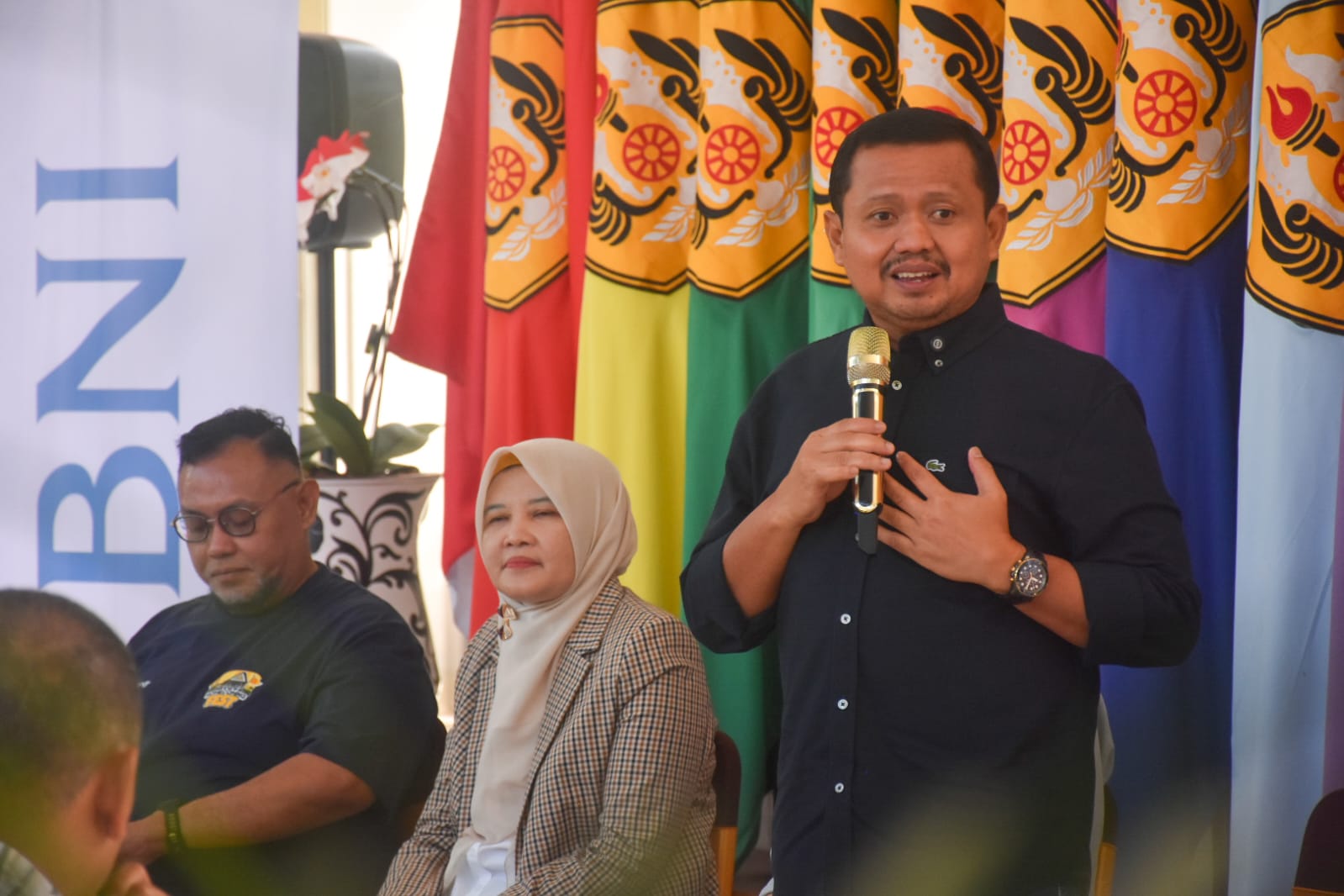 Bupati Sumedang Dony Ahmad Munir Ajak Alumni Unpad Kawal Pembatasan Kendaraan Sumbu Tiga di Jatinangor