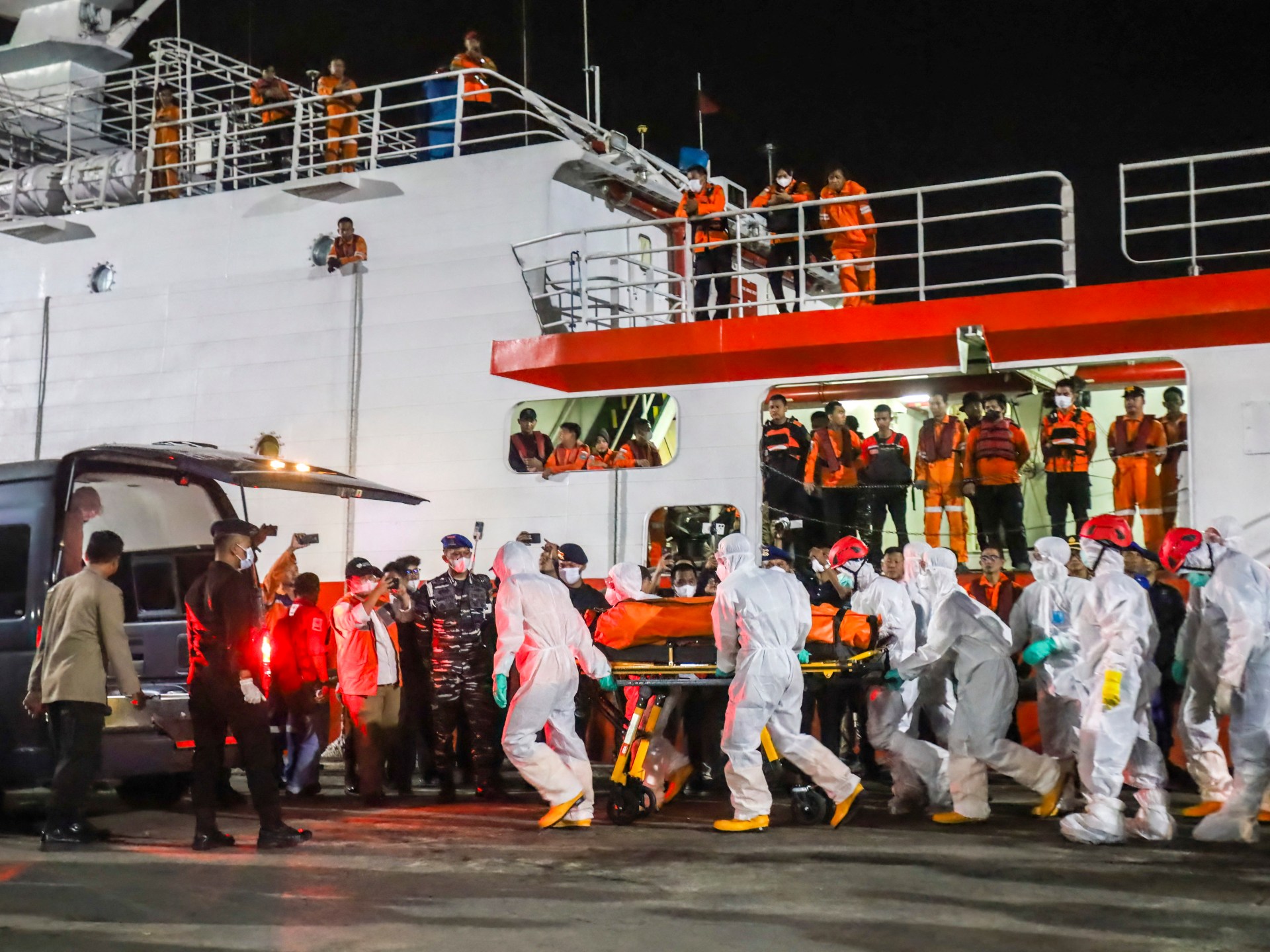 Kapal Feri Karam di Laut Jawa, 126 Penumpang Masih Hilang