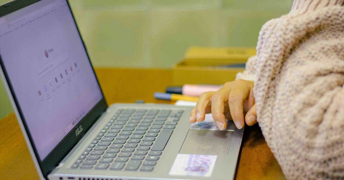 ASUS Pimpin Brand Laptop Paling Populer di Kalangan Remaja Indonesia 2026