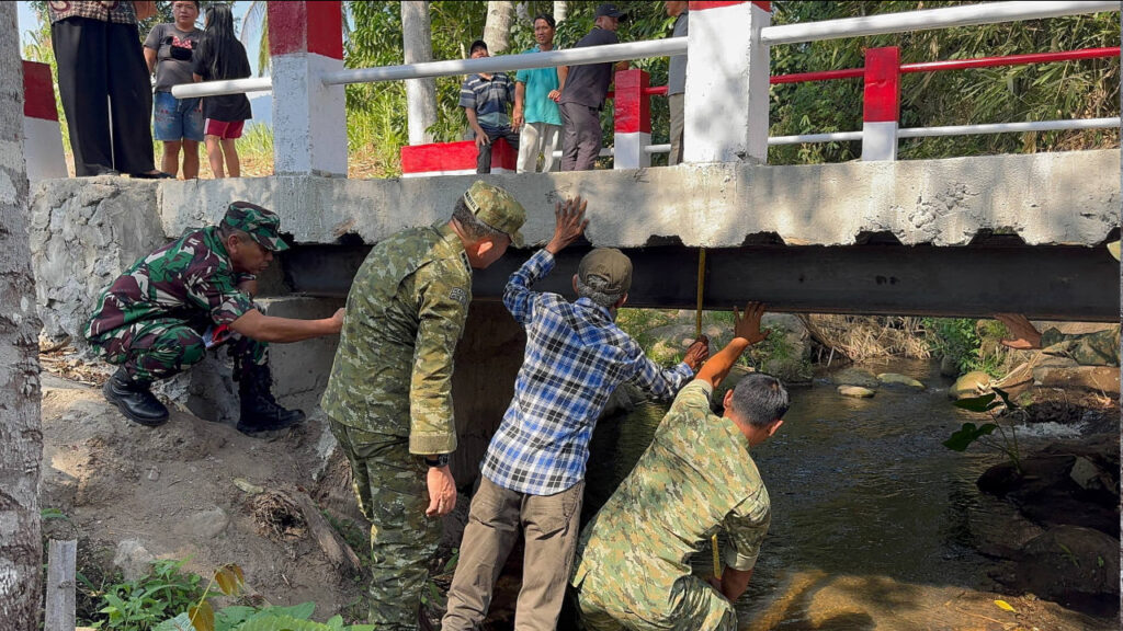 Tim Kodam XIII/Merdeka Tinjau Jembatan Perintis Garuda di Kotamobagu, Warga Tumobui Sampaikan Terima Kasih