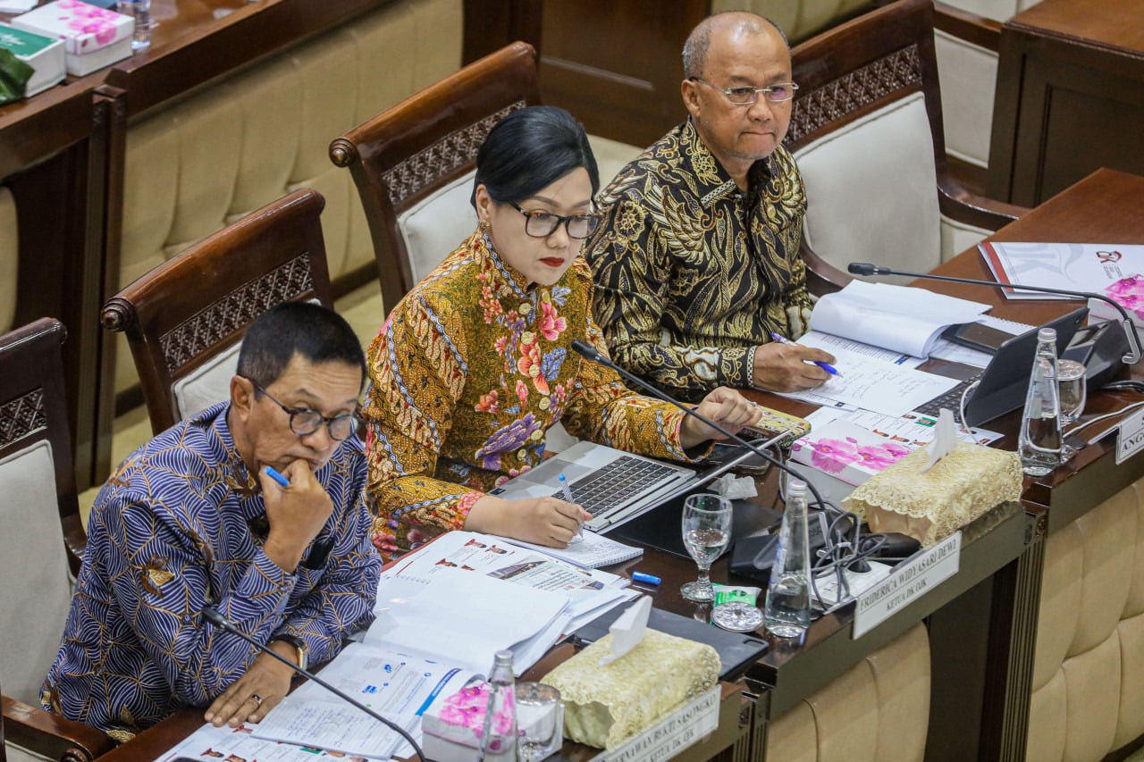OJK Patok Modal Disetor Bursa Komoditas Rp1 Triliun, Izin Usaha Wajib Dulu