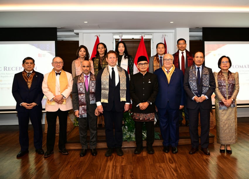Songket dan Sasando Meriahkan Resepsi HUT ke-81 RI di KBRI London