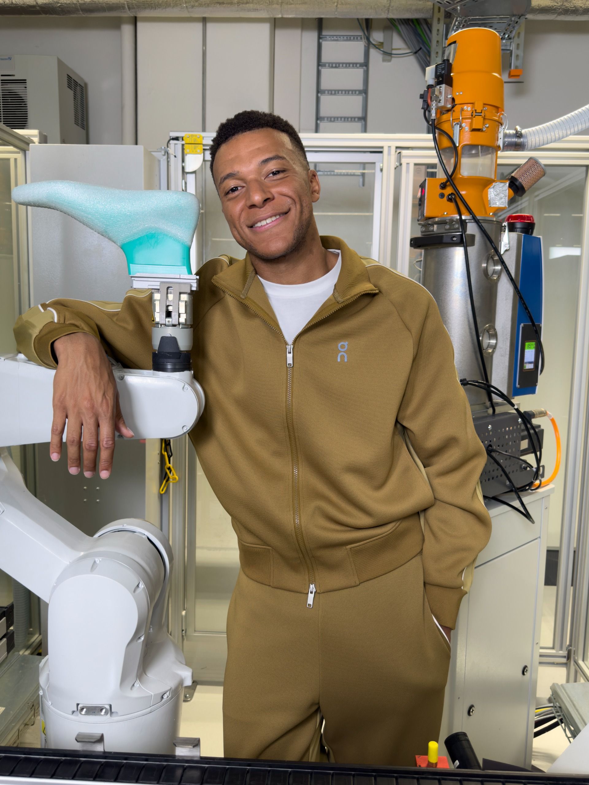 Kylian Mbappe Tinggalkan Nike, Gabung On dan Jadi Wajah Sepatu Bola Baru
