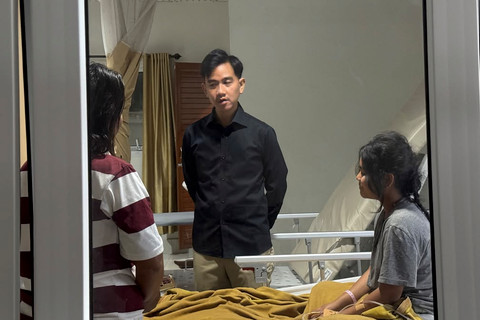 Gibran Sebut Agnesia dan Febiona Korban Keracunan MBG di Karo Sudah Boleh Pulang