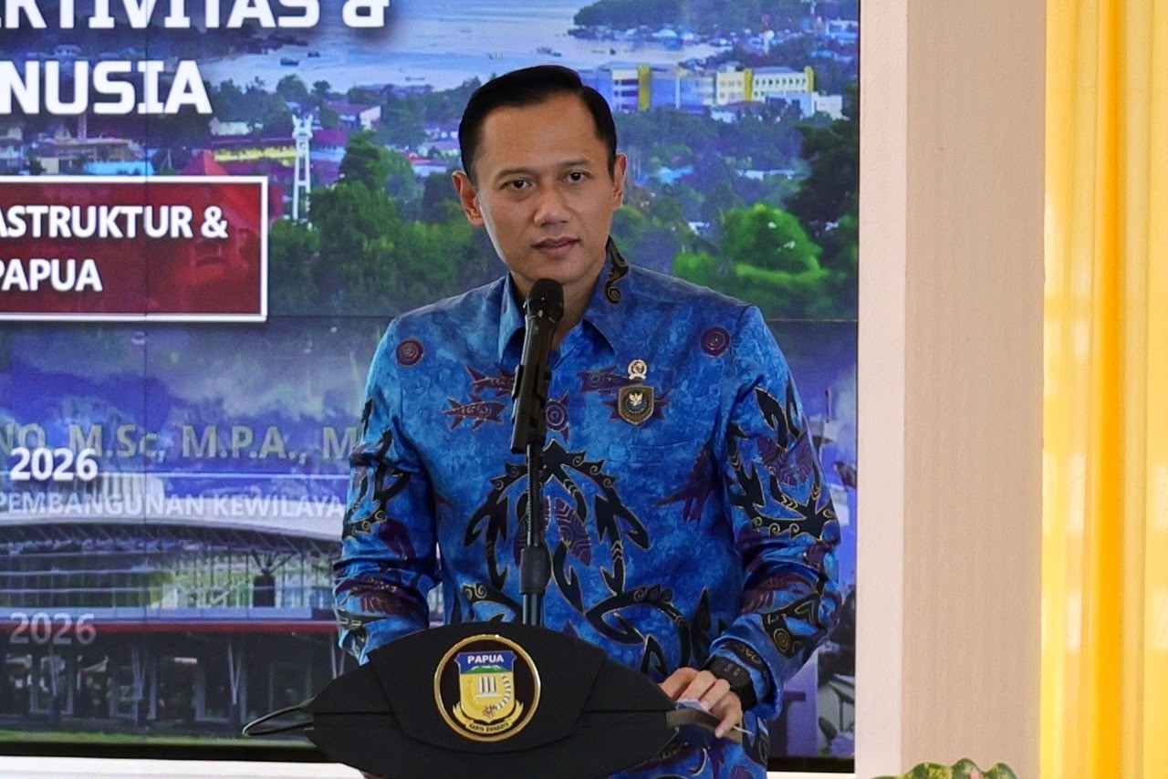 AHY Pimpin Rakor di Jayapura, Pembangunan Papua Fokus Air Bersih hingga Sekolah Rakyat