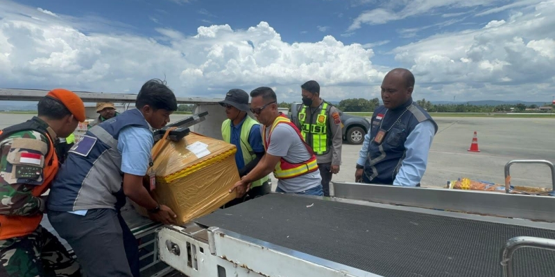 Jenazah Sopir Korban Penembakan OPM Dipulangkan ke Toraja, Perburuan Pelaku Berlanjut