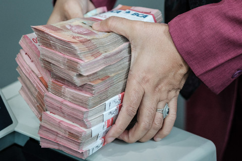 Pemerintah Tuntaskan Obligasi BLBI Rp 640 T, Tarik Utang Baru Rp 506 T