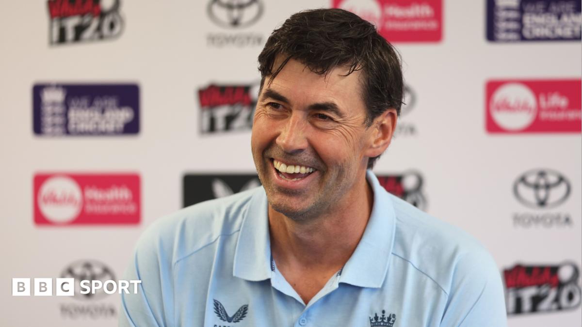 Fleming Resmi Latih Inggris, Target Utama Kalahkan Australia di Ashes