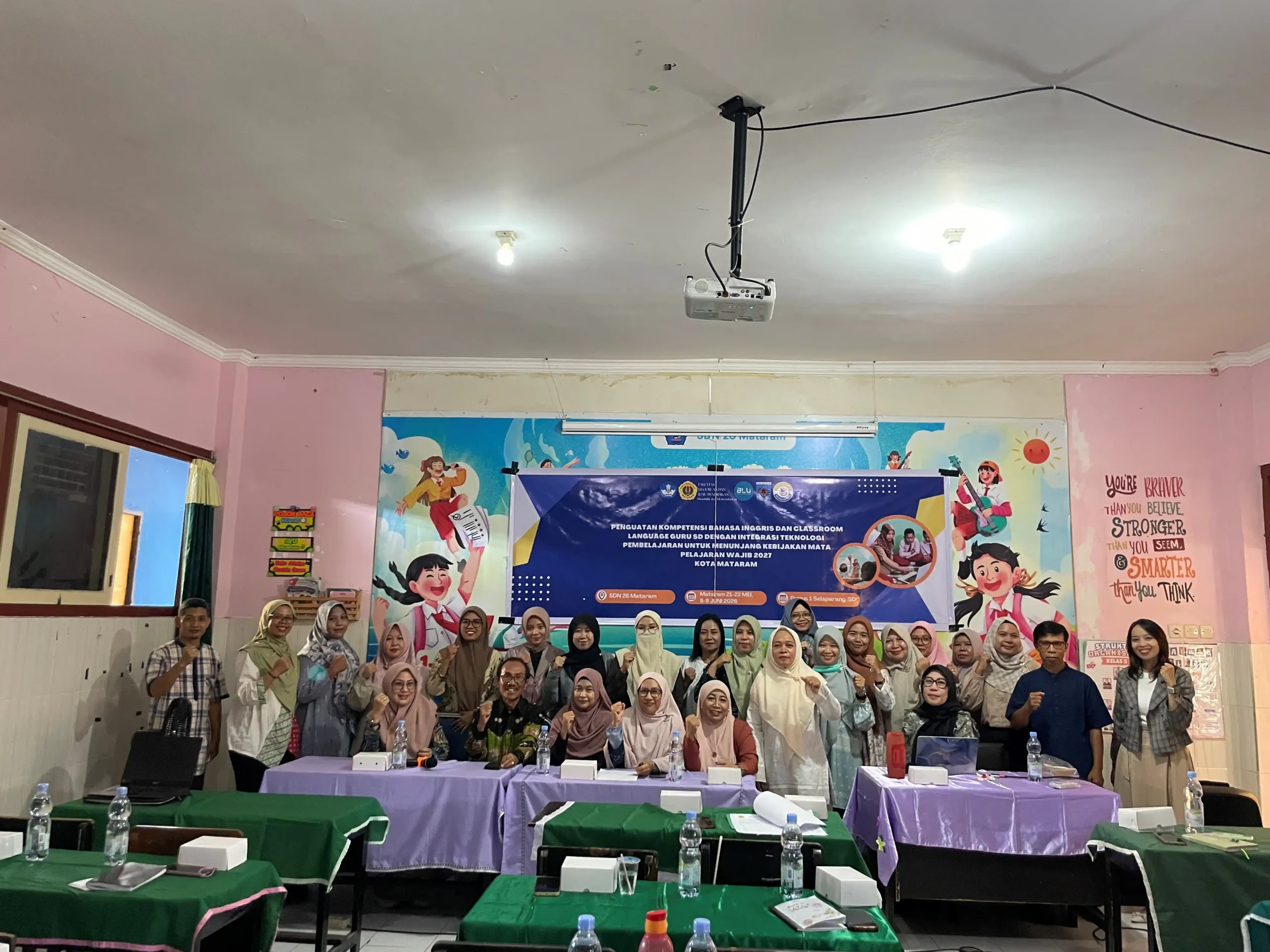 Akademisi Unram Latih 30 Guru SD di Mataram Hadapi Bahasa Inggris Wajib 2027/2028
