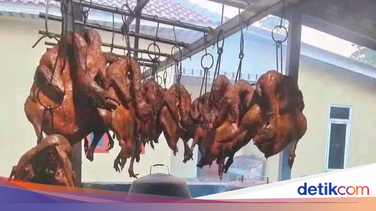 Kuliner Asap Gentong Tukdana Indramayu, Omzet Rp30 Juta Sebulan Berawal dari Gentong Nganggur