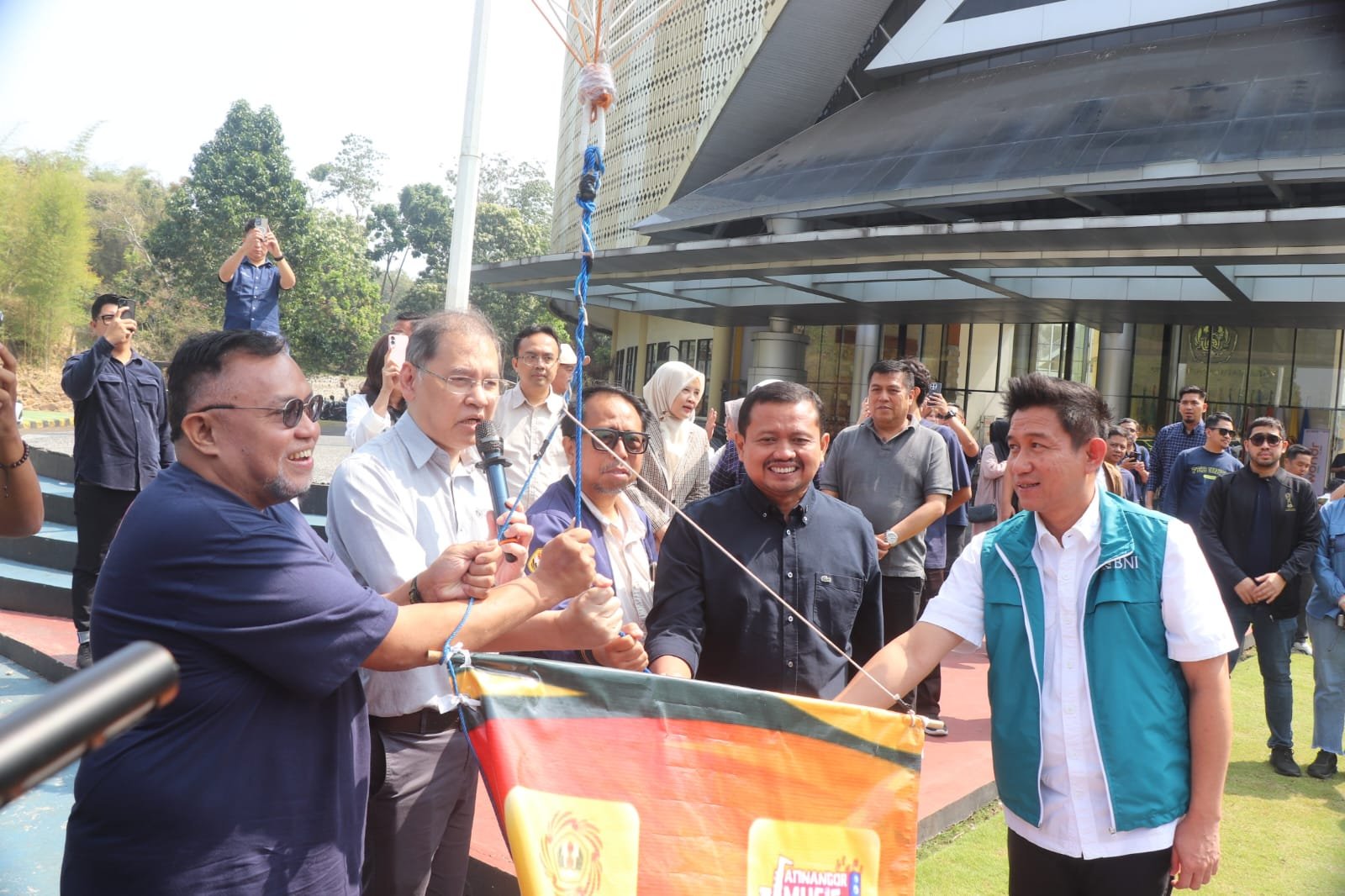 Bupati Sumedang Minta Kementerian Perhubungan Batasi Truk Sumbu Tiga di Jatinangor, Surat Resmi Sudah Dikirim