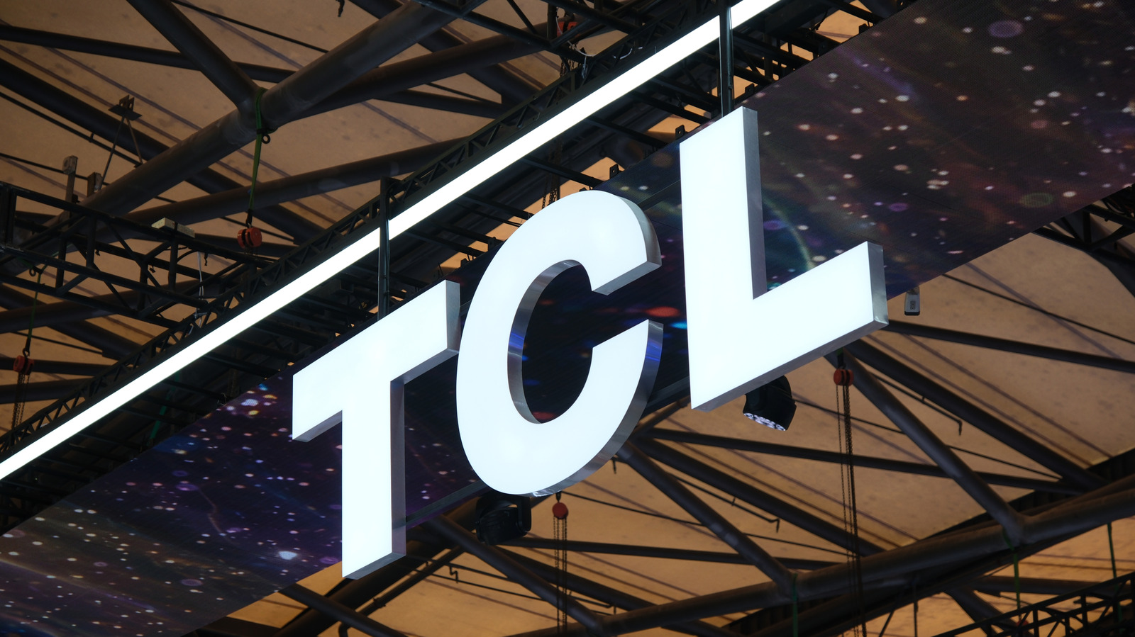 TCL Punya 3 Merek Teknologi Sendiri, RayNeo Kuasai 42% Pasar Kacamata AR