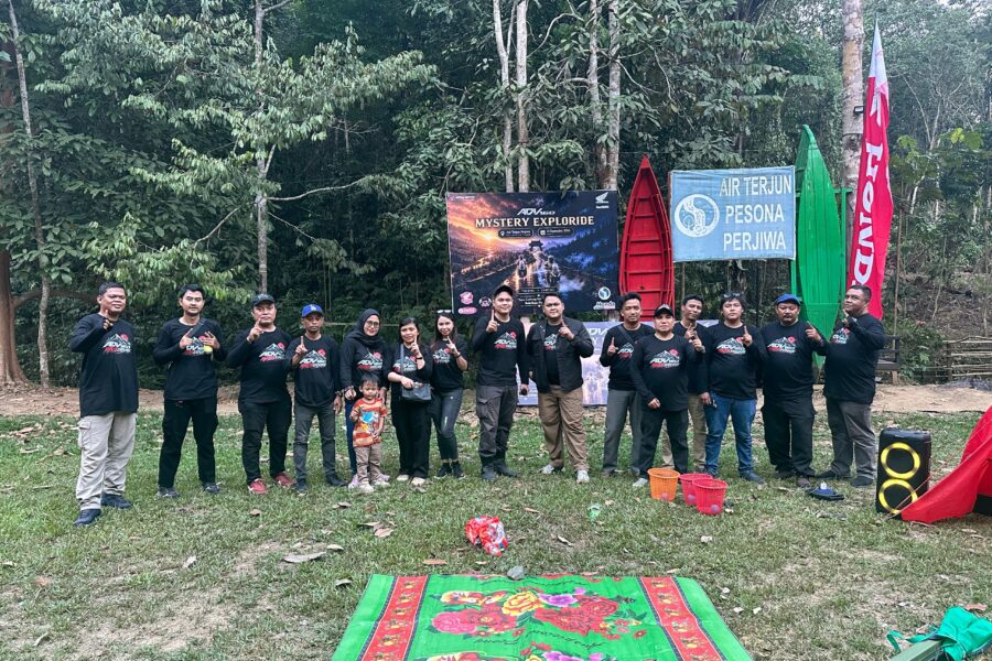 Astra Motor Kaltim 2 Ajak 18 Komunitas Honda HAI Chapter Samarinda Eksplor Air Terjun Perjiwa Lewat ADV160 Mystery Exploride