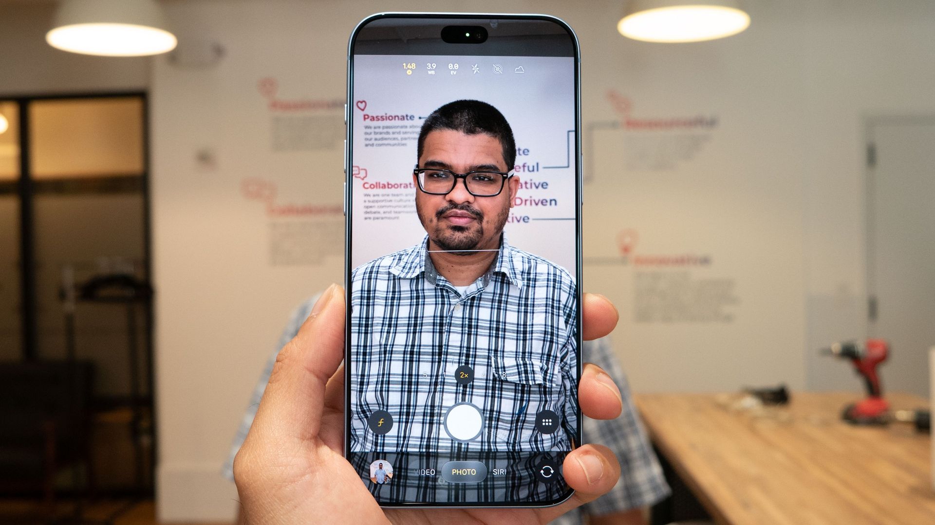 Review iPhone 18 Pro Max: Pro Controls, Bukan Variable Aperture