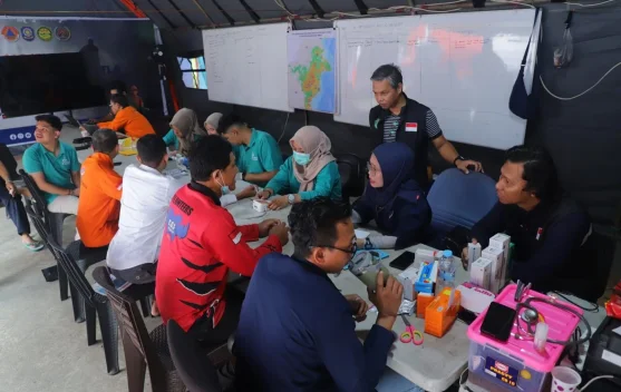 10 Tenaga Medis Periksa Kesehatan Relawan Karhutla Kaltim di Posko BPBD Samarinda